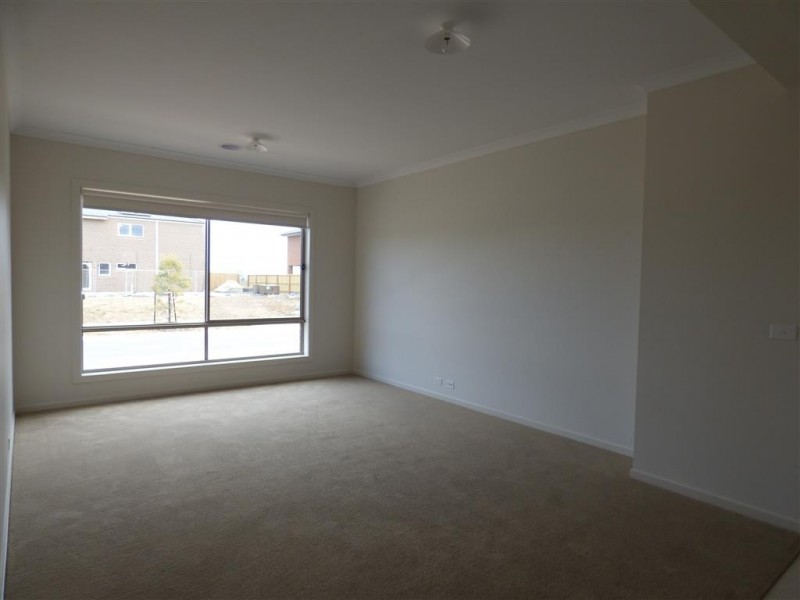 60 Sunnybank Drive, Point Cook VIC 3030