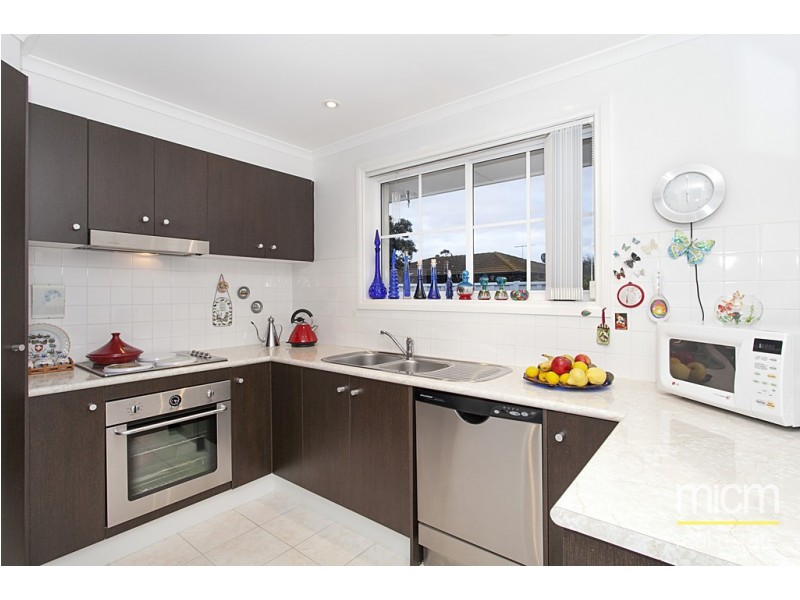 6/23-25 Finch Road, Werribee South VIC 3030