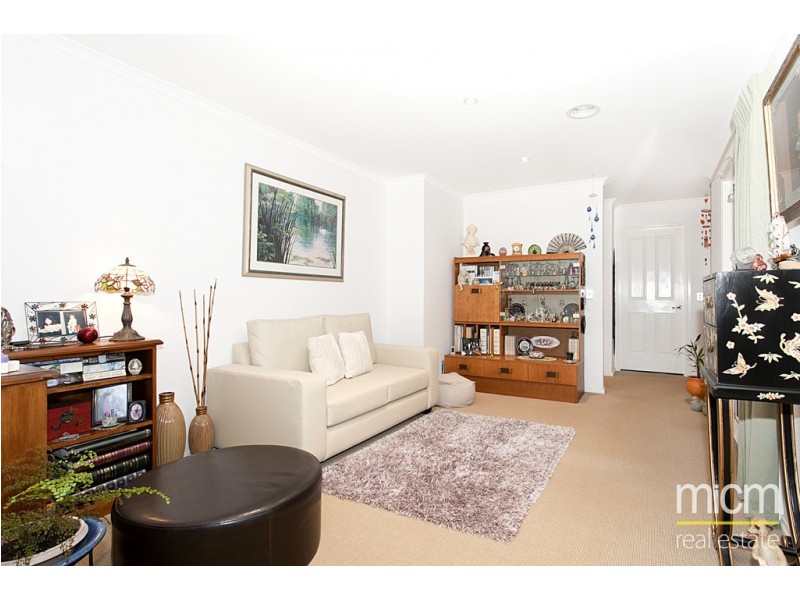 6/23-25 Finch Road, Werribee South VIC 3030