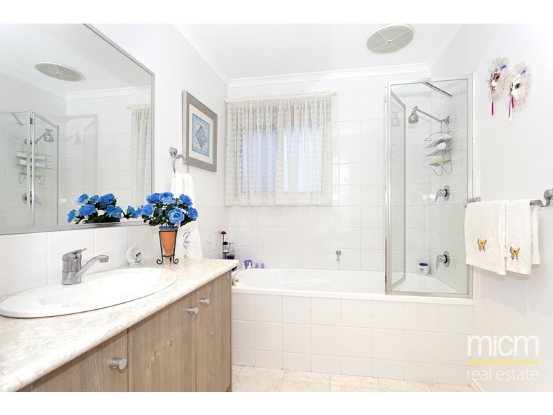 6/23-25 Finch Road, Werribee South VIC 3030