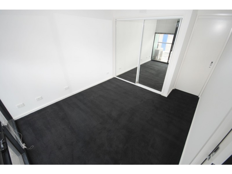 REF 23585/22 Kavanagh Street, Southbank VIC 3006