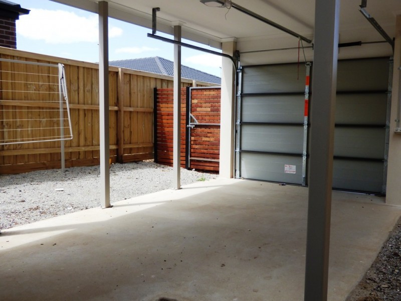 34D Middleton Drive, Point Cook VIC 3030