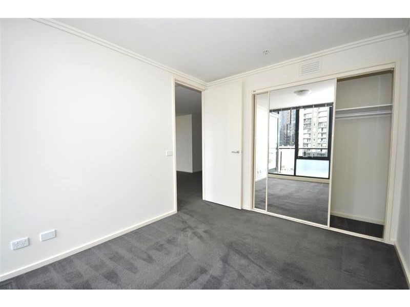 REF 23591/22 Kavanagh Street, Southbank VIC 3006