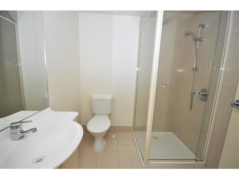 REF 23591/22 Kavanagh Street, Southbank VIC 3006