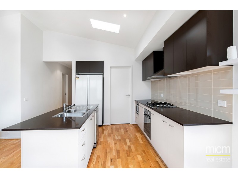 1 Reef Walk, Point Cook VIC 3030