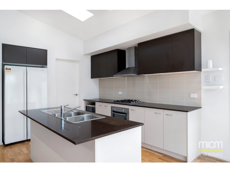 1 Reef Walk, Point Cook VIC 3030