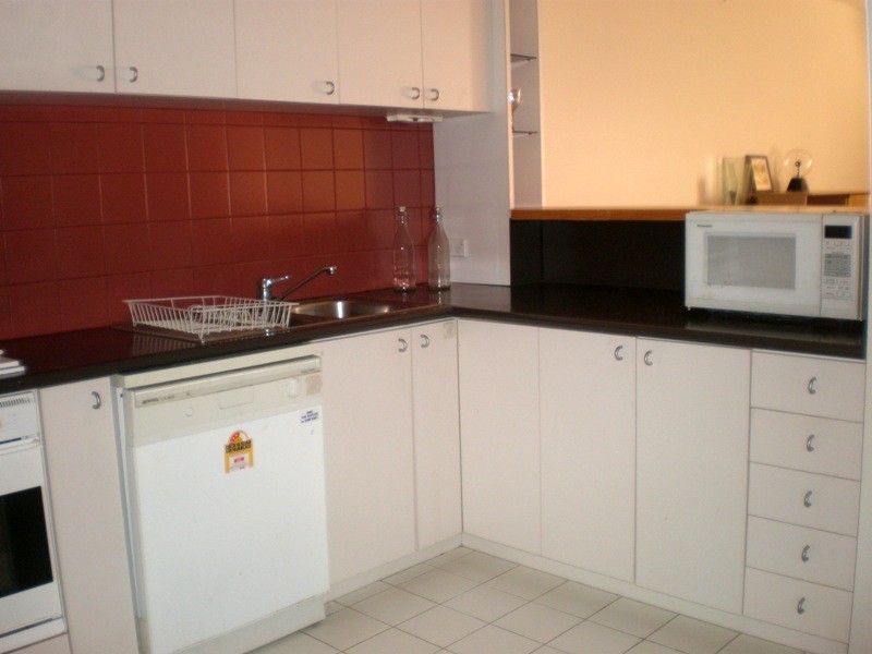 6/205 Cardigan Street, Carlton VIC 3053