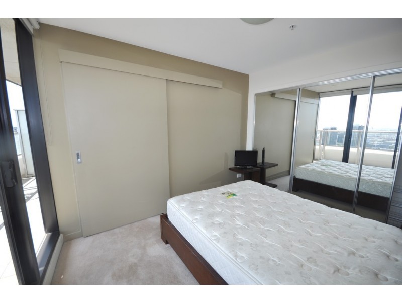 2708A/100 Harbour Esplanade, Docklands VIC 3008