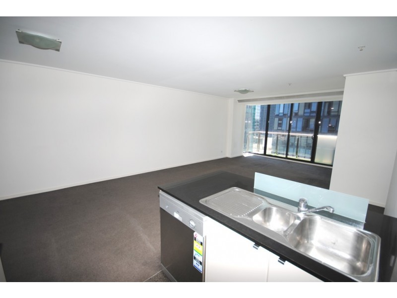 REF 23609/183 City Road, Southbank VIC 3006