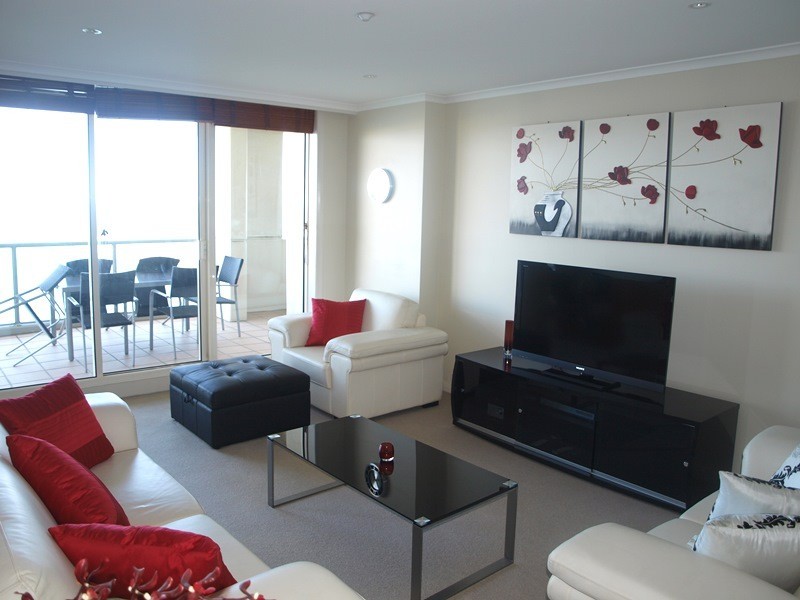 905/127 Beach Street, Port Melbourne VIC 3207