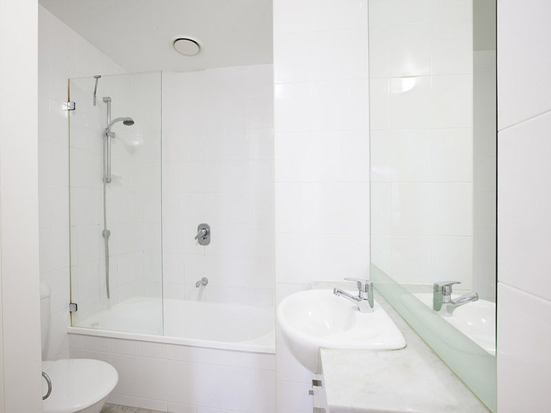 REF 23614/183 City Road, Southbank VIC 3006