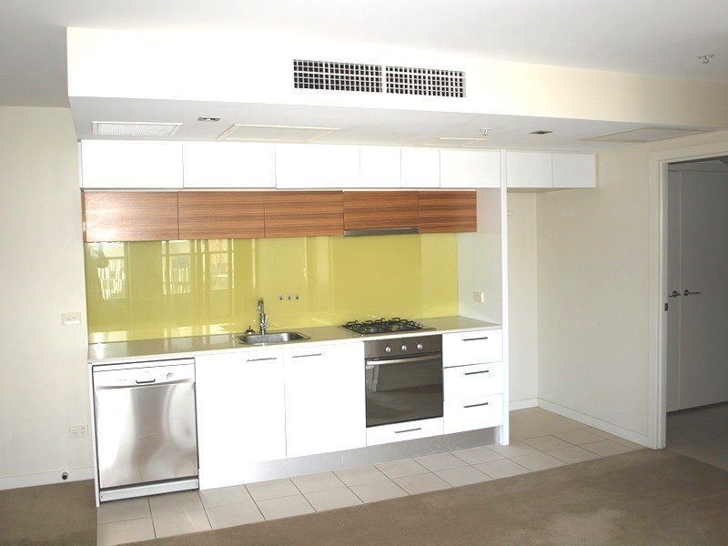 2511A/100 Harbour Esplanade, Docklands VIC 3008