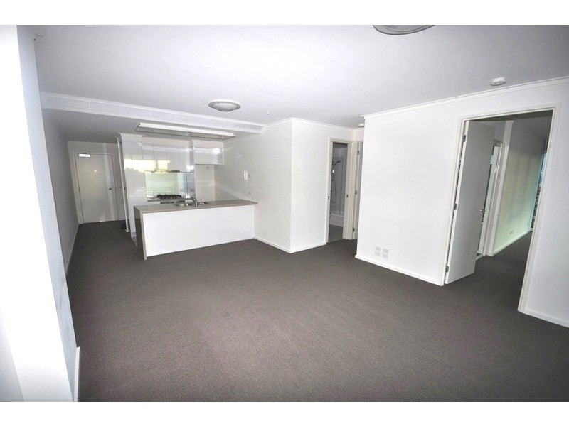 REF 23629/180 City Road, Southbank VIC 3006