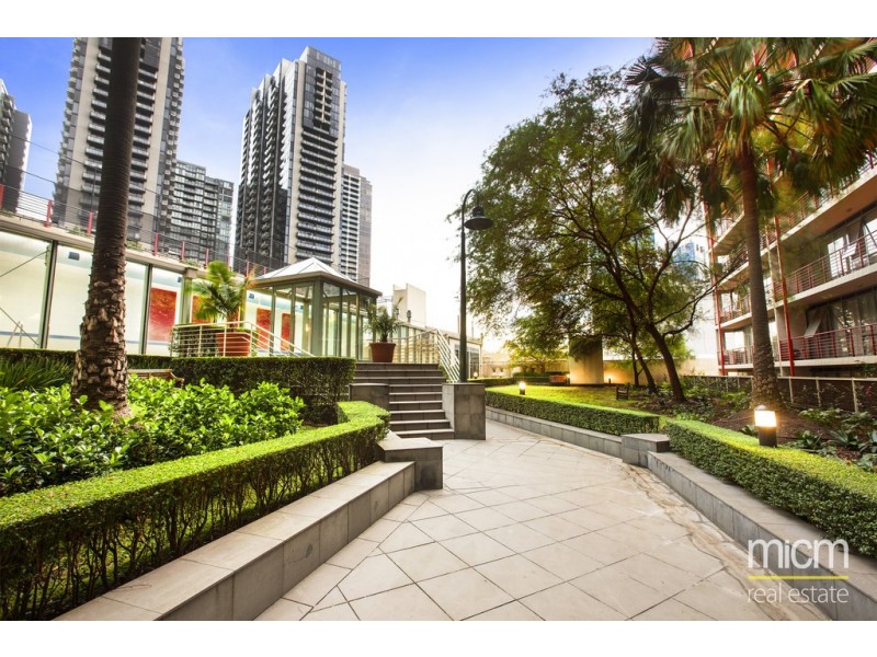 REF 23631/83 Queensbridge Street, Southbank VIC 3006