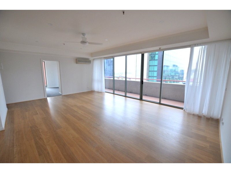 REF 23637/83 Queensbridge Street, Southbank VIC 3006