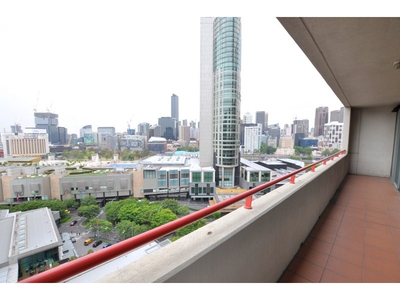 REF 23637/83 Queensbridge Street, Southbank VIC 3006
