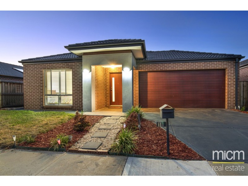 18 Trimotor Road, Point Cook VIC 3030