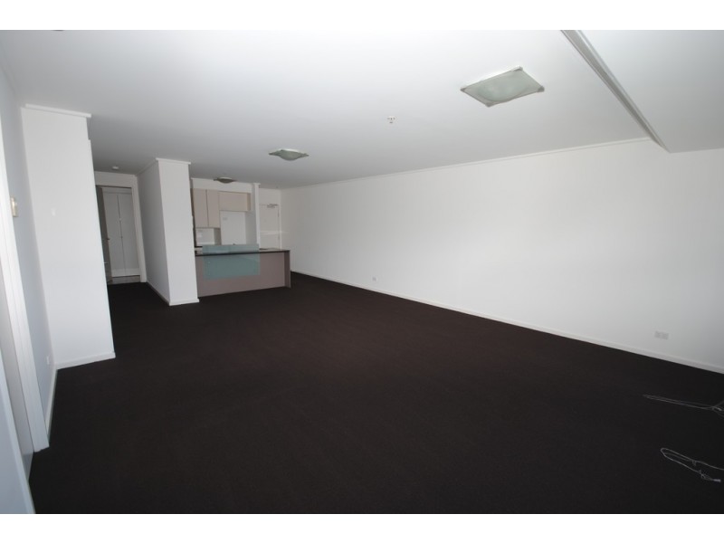 REF 23641/183 City Road, Southbank VIC 3006