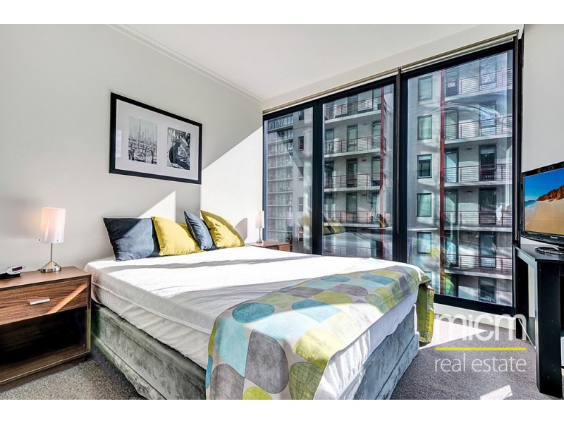 1011/180 City Road, Southbank VIC 3006