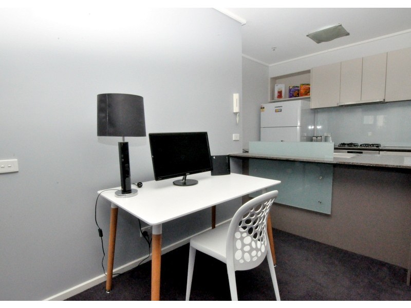 REF 23652/173 City Road, Southbank VIC 3006