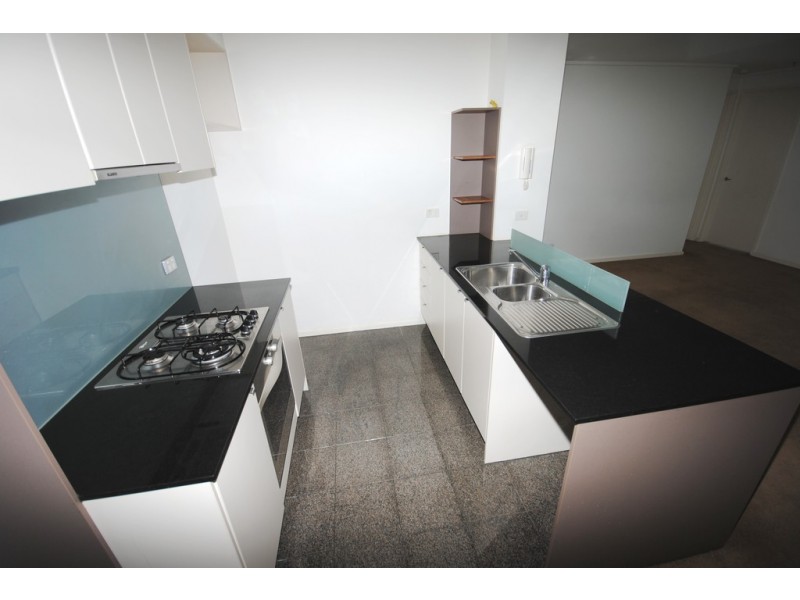 REF 23655/173 City Road, Southbank VIC 3006