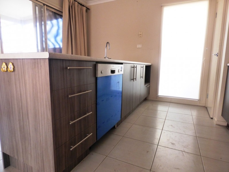 63 Malibu Boulevard, Point Cook VIC 3030