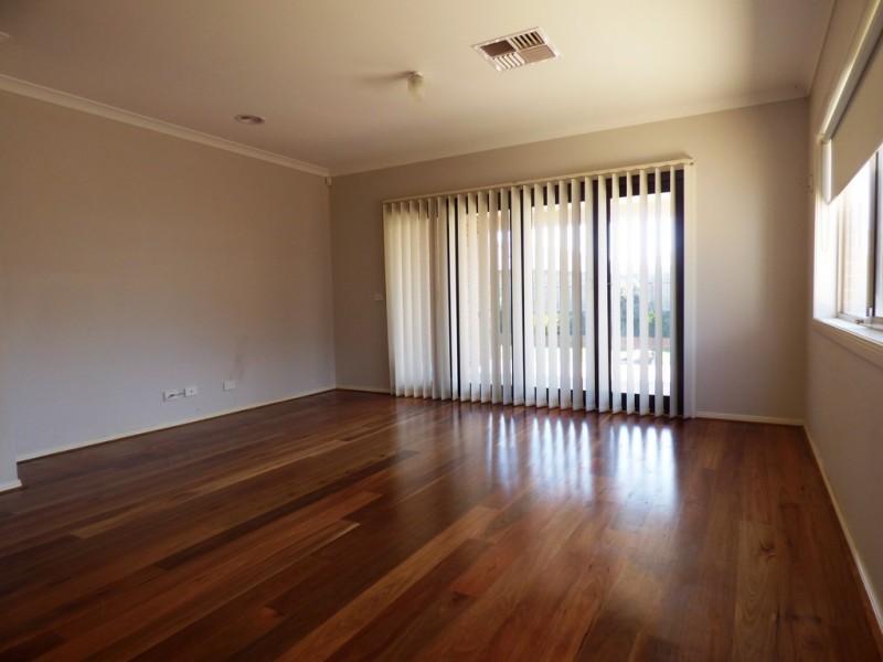 415 Boardwalk Boulevard, Point Cook VIC 3030