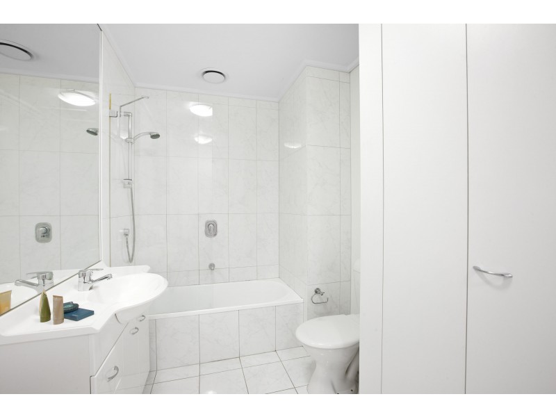 A/668 Bourke Street, Melbourne VIC 3000