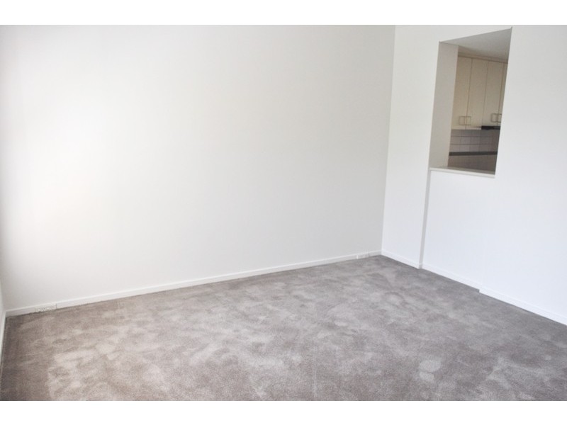 REF 23662/18 Perth Street, Prahran VIC 3181