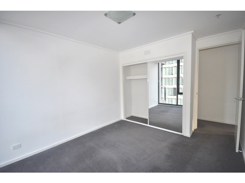 REF 23665/173 City Road, Southbank VIC 3006