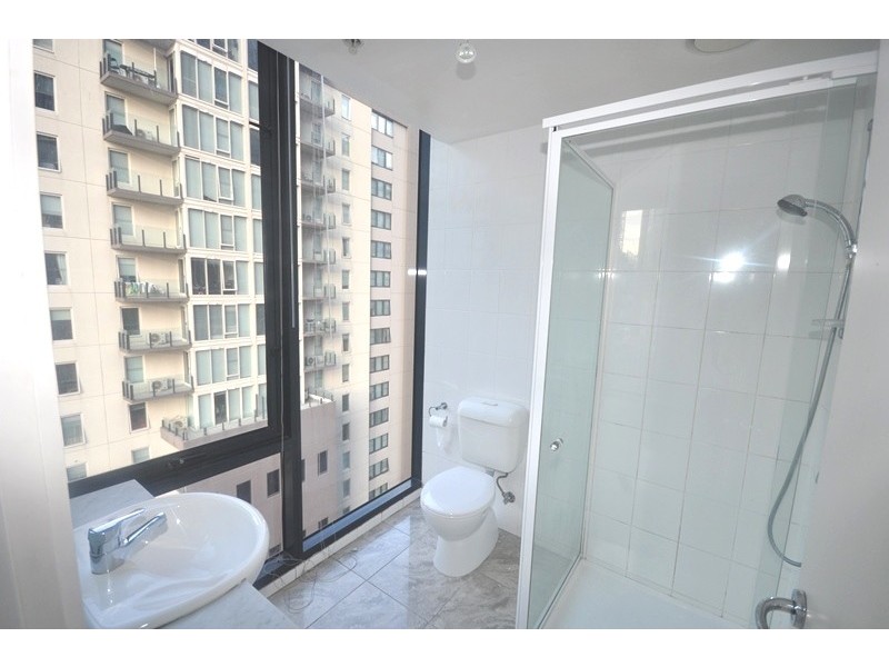 REF 23665/173 City Road, Southbank VIC 3006