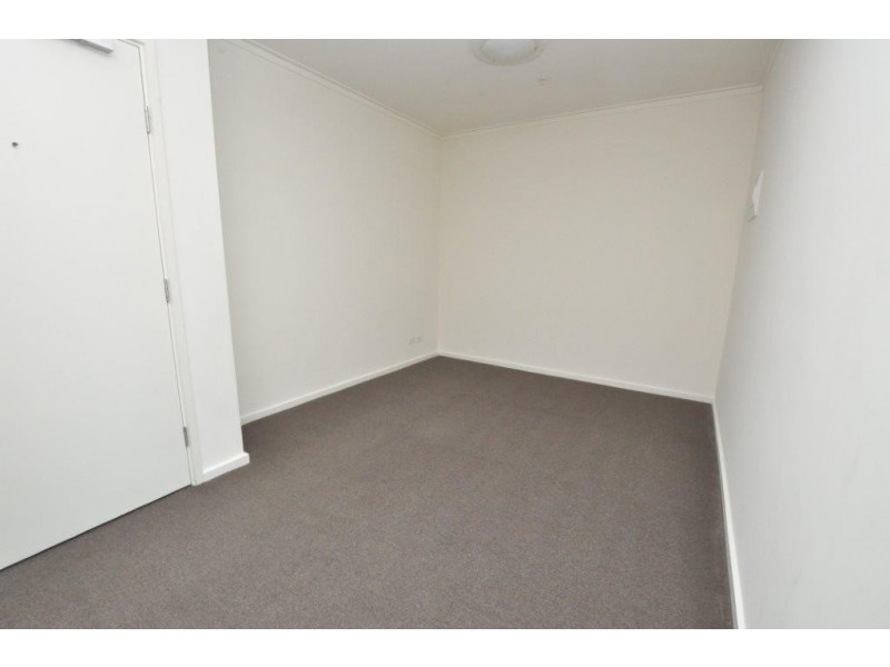 REF 23669/180 City Road, Southbank VIC 3006