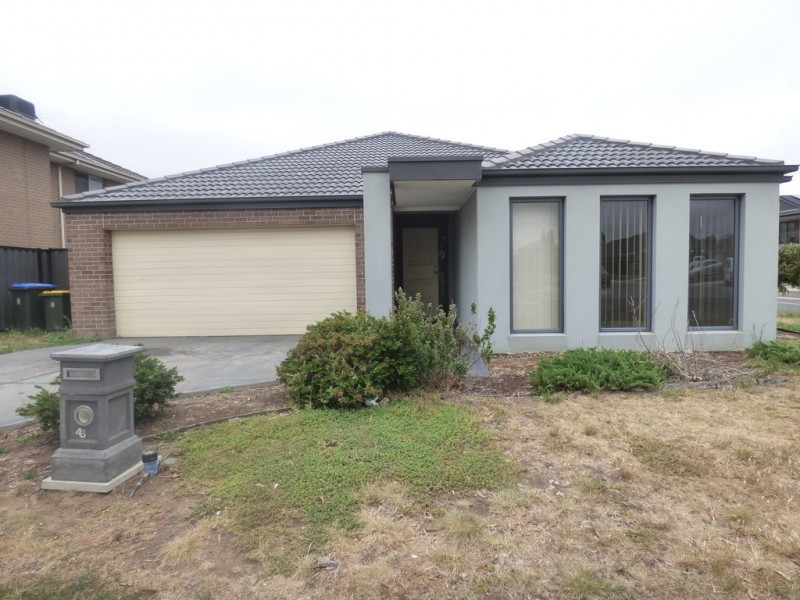 43 Peppertree Drive, Point Cook VIC 3030