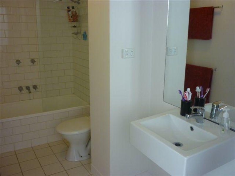 REF 23680/148 Wells Street, South Melbourne VIC 3205