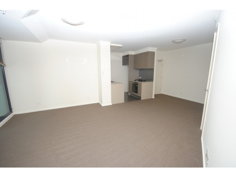 REF 23681/180 City Road, Southbank VIC 3006