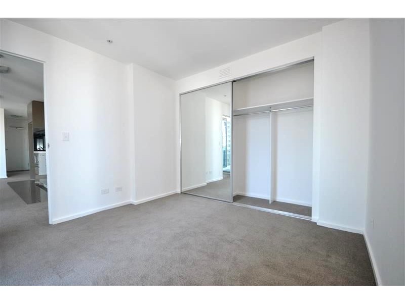REF 23691/241 City Road, Southbank VIC 3006