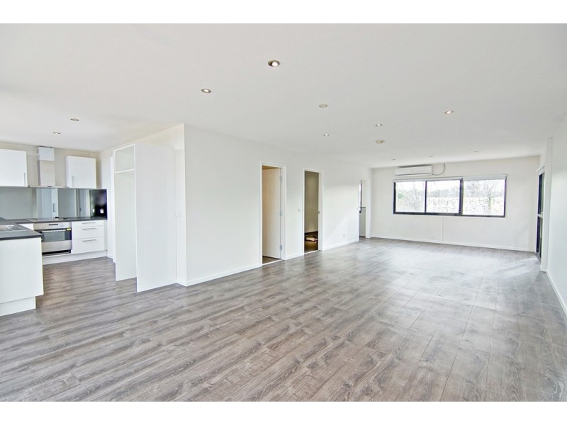 2/146 Dynon Road, West Melbourne VIC 3003