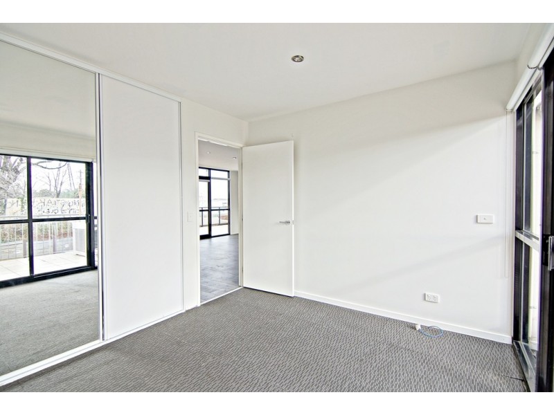 2/146 Dynon Road, West Melbourne VIC 3003