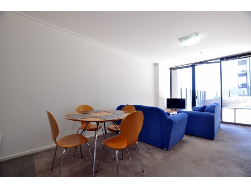 REF 23699/173 City Road, Southbank VIC 3006
