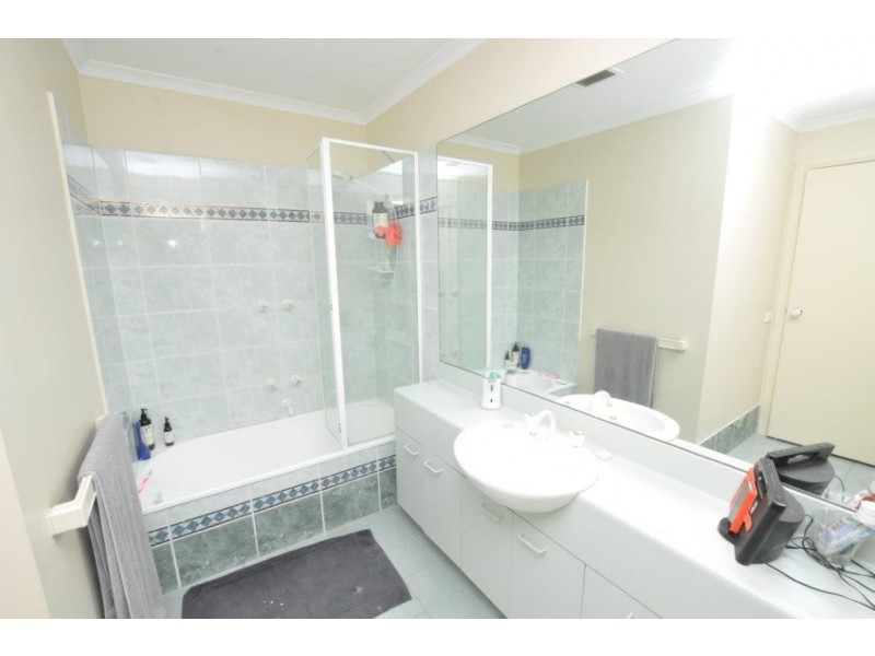 REF 23701/83 Queensbridge Street, Southbank VIC 3006