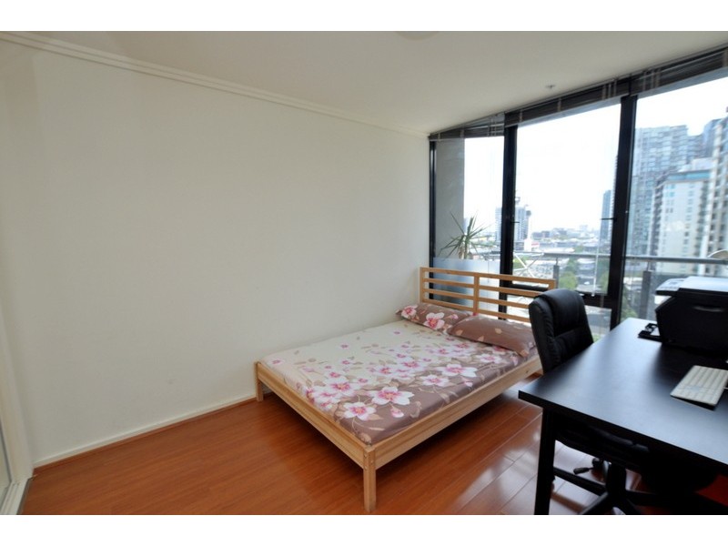 REF 23713/22 Kavanagh Street, Southbank VIC 3006