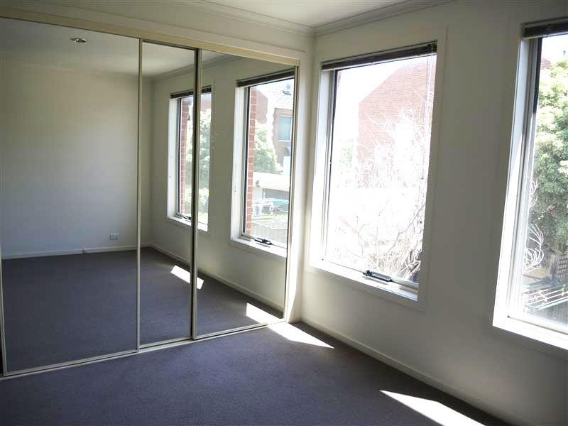 93 Field Street, Clifton Hill VIC 3068