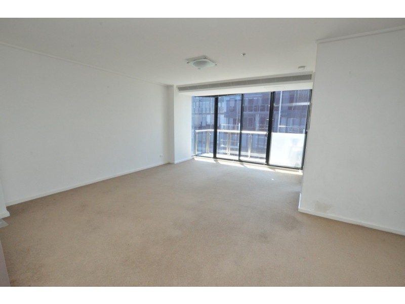 REF 23730/183 City Road, Southbank VIC 3006