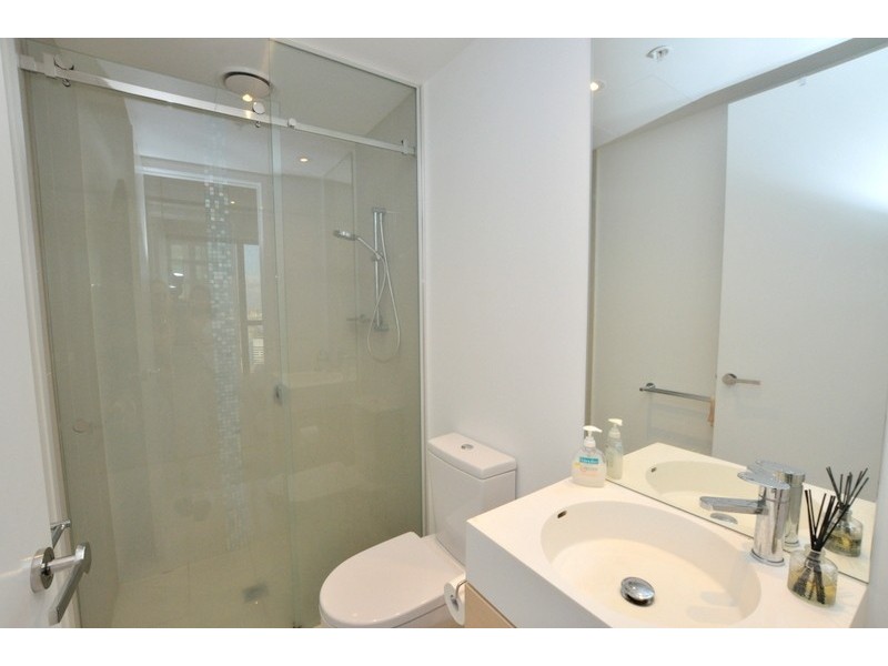 3303/9 Power Street, Southbank VIC 3006