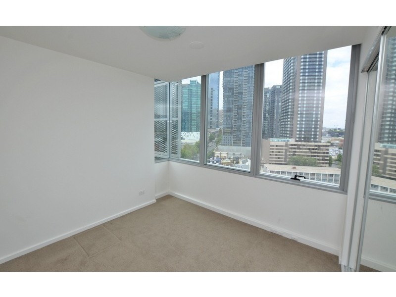 REF 23747/241 City Road, Southbank VIC 3006