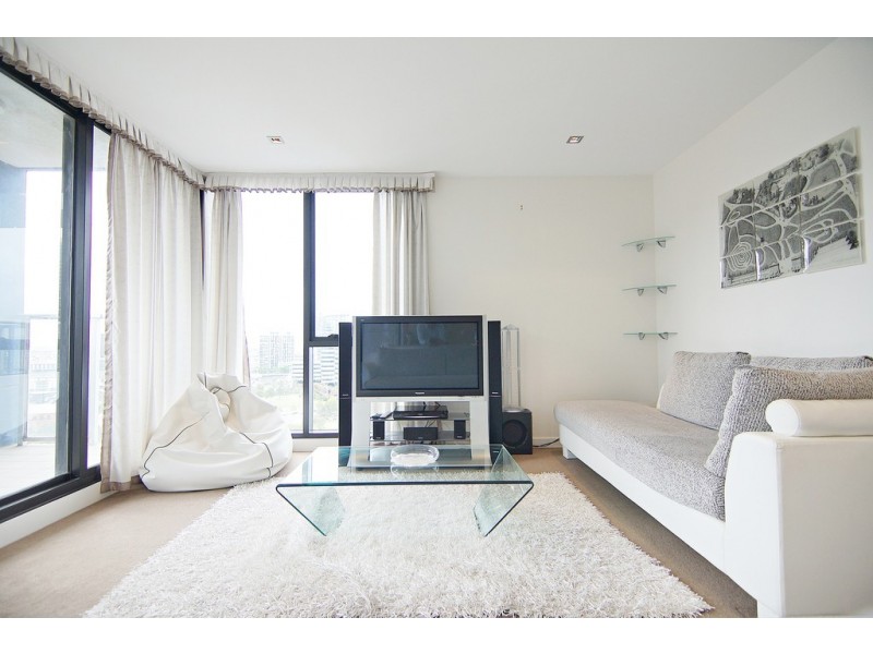 1707/100 Harbour Esplanade, Docklands VIC 3008