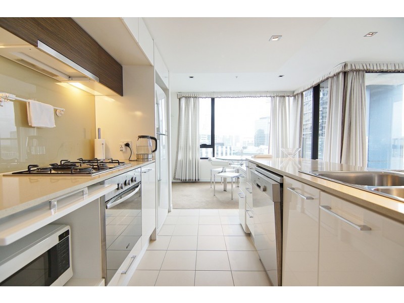 1707/100 Harbour Esplanade, Docklands VIC 3008