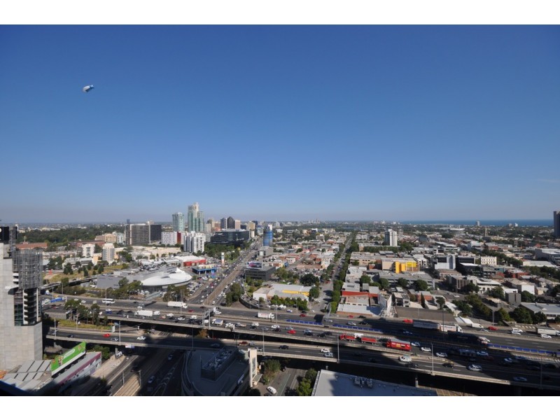 REF 23757/241 City Road, Southbank VIC 3006