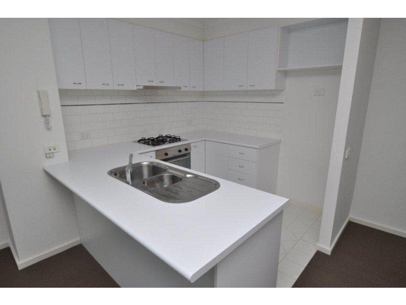 REF 23761/39 Dorcas Street, South Melbourne VIC 3205
