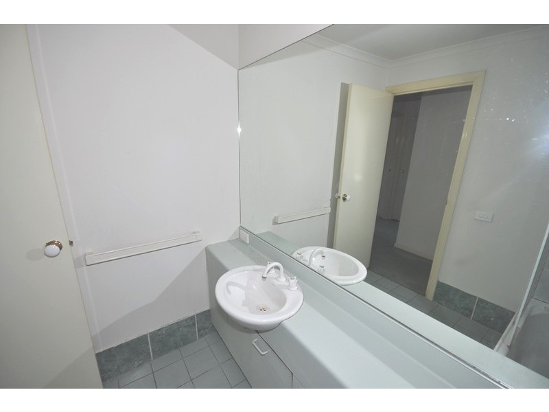 REF 23764/83 Queensbridge Street, Southbank VIC 3006